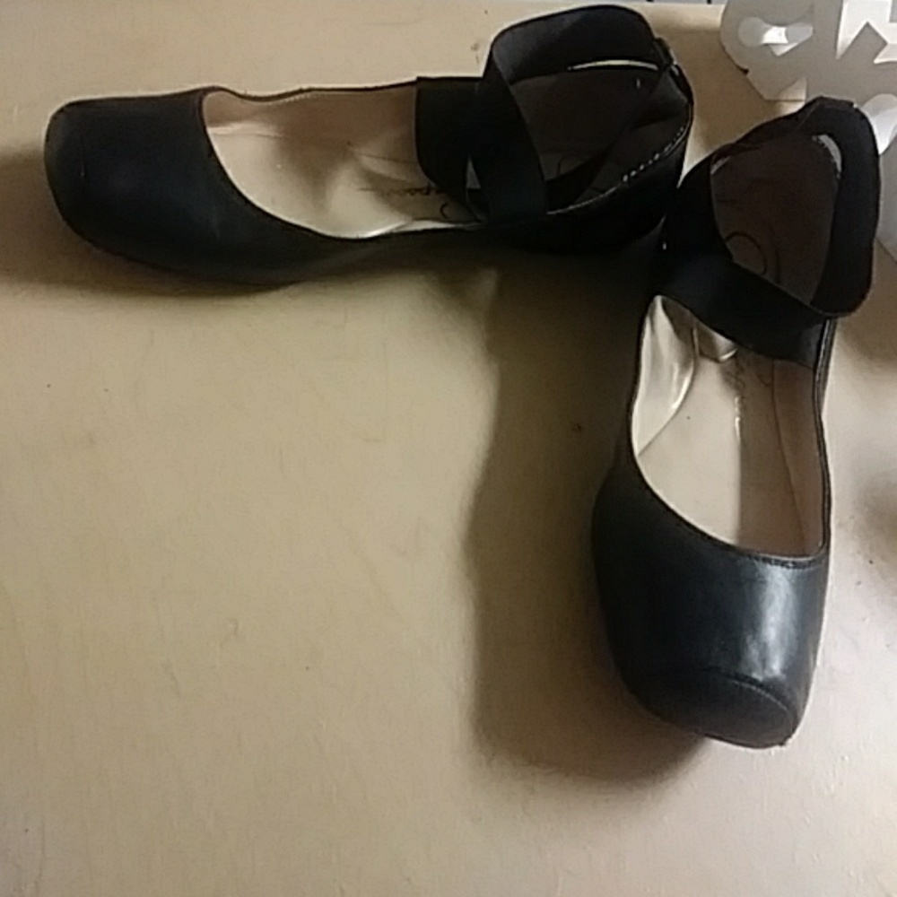 Jessica Simpson black ballerina flats
